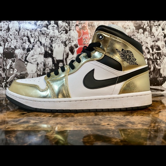 AIR JORDAN 1 MID DC1419-700 color Good/White size 11 - Picture 6 of 8